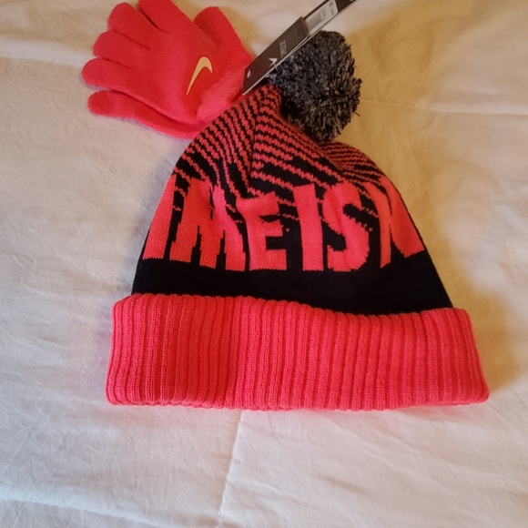 Nike hat set - Picture 3 of 4